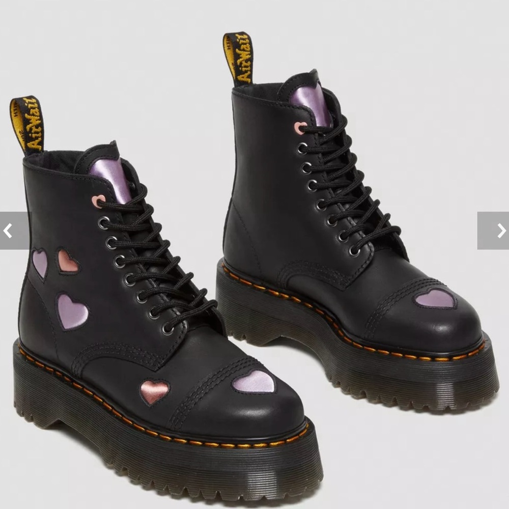 Dr. Martens Sinclair Heart Boots